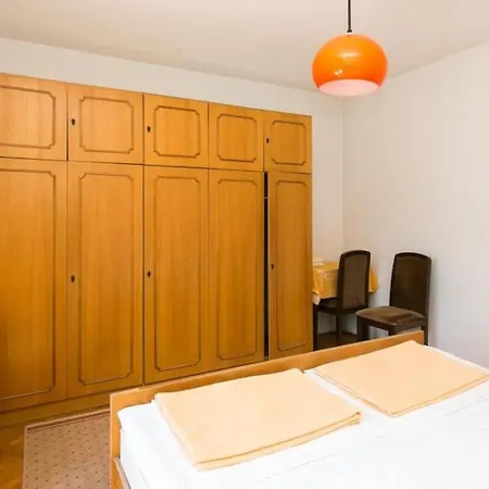Ana - Double With Private External Bathroom Διαμέρισμα Ντουμπρόβνικ